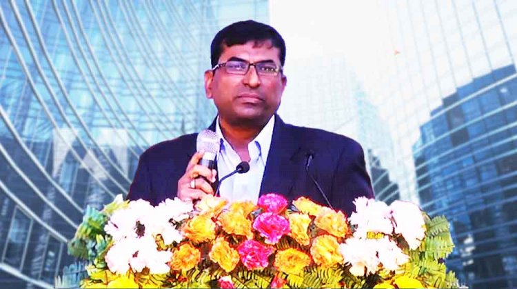 प्रशासनिक जवाबदेही के निर्वहन के लिए जाने जाते हैं जिलाधिकारी कुमार रवि