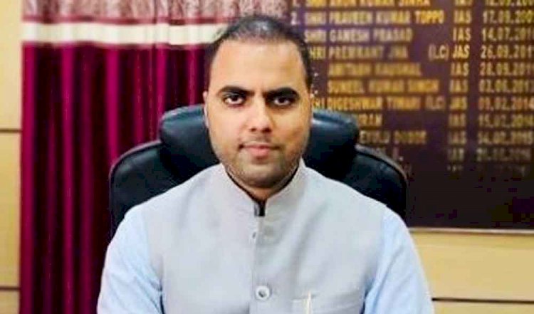 चैम्पियंस ऑफ चेंज के आइकॉन साबित हो रहे हैं जिलाधिकारी संदीप सिंह